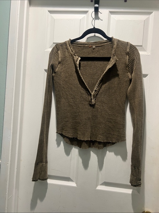 Free People Tops - Free People Olive Ribbed Henley Long Sleeve Top